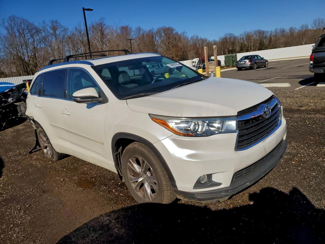 2015 TOYOTA HIGHLANDER