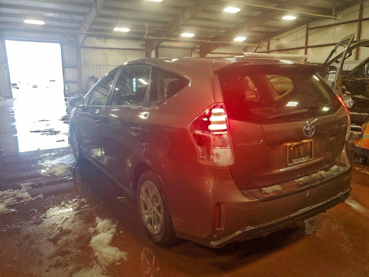2017 TOYOTA PRIUS V
