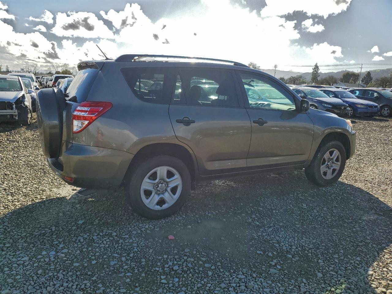 2011 TOYOTA RAV4