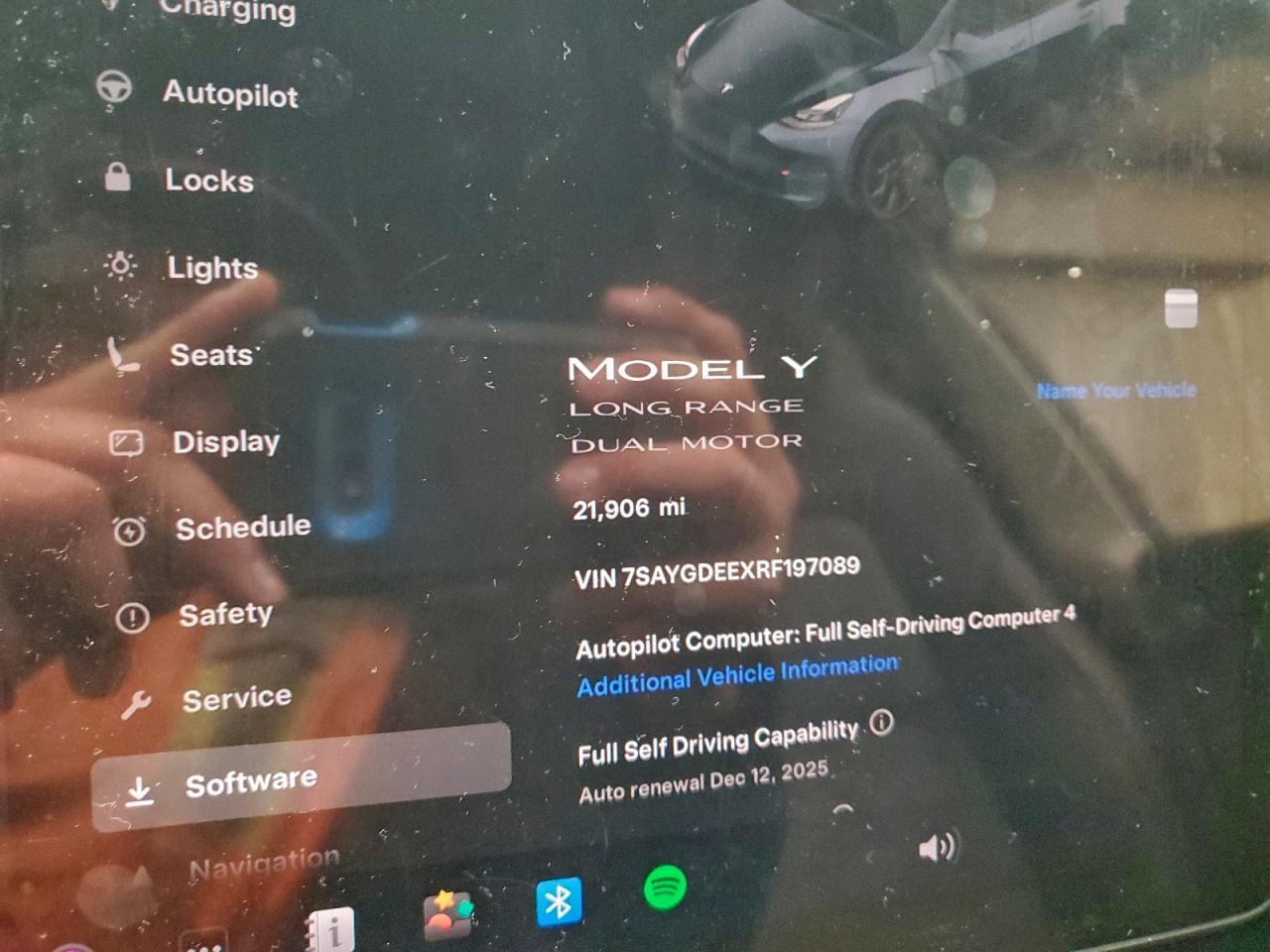 2024 TESLA MODEL Y