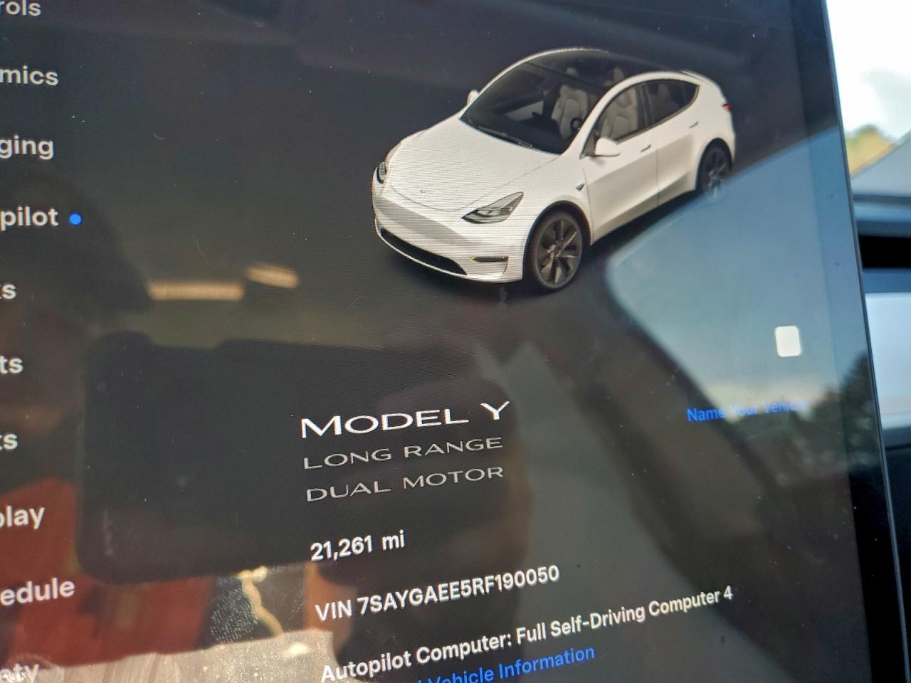 2024 TESLA MODEL Y