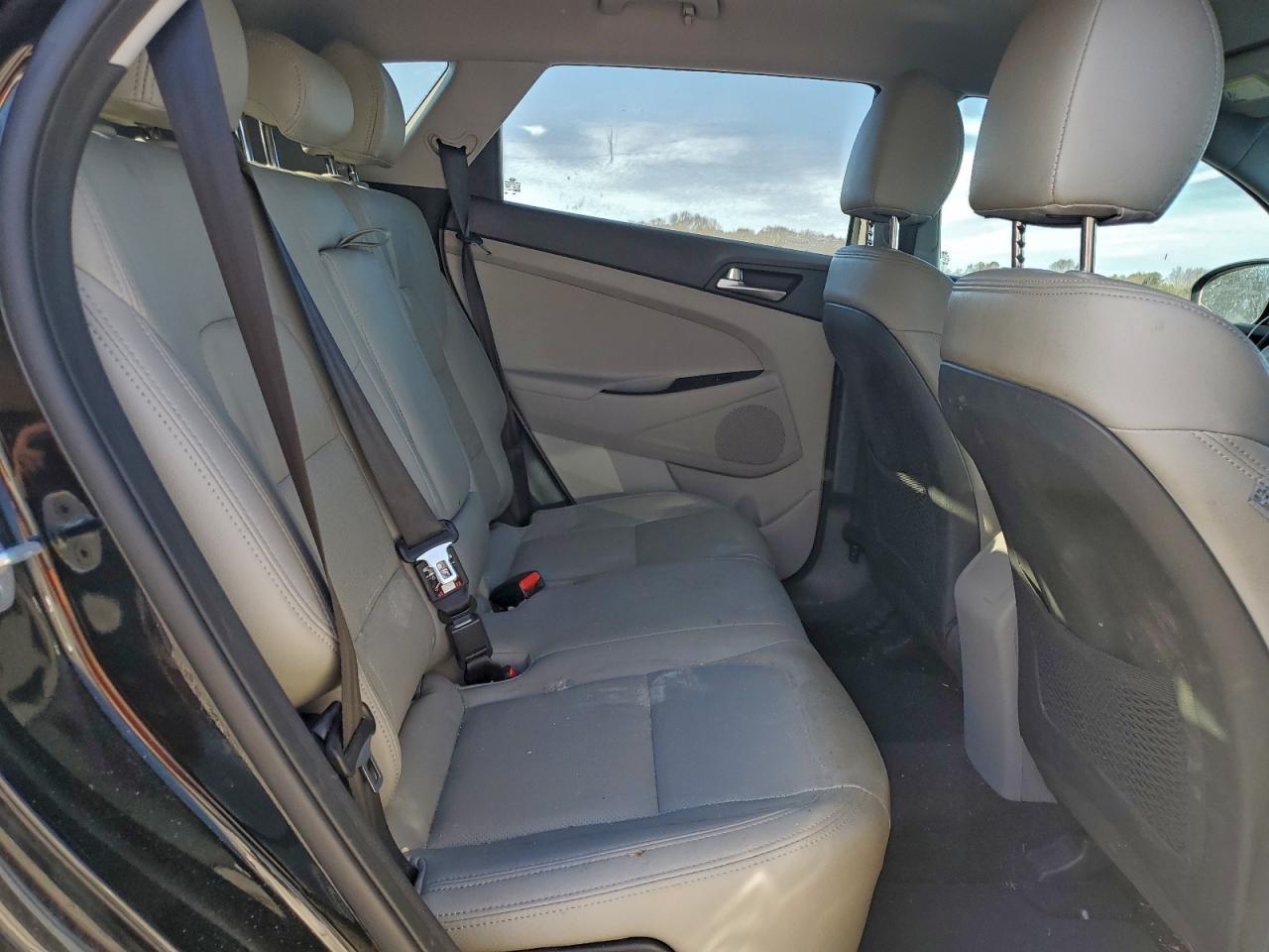 2019 HYUNDAI TUCSON