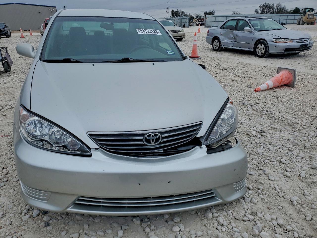 2005 TOYOTA CAMRY