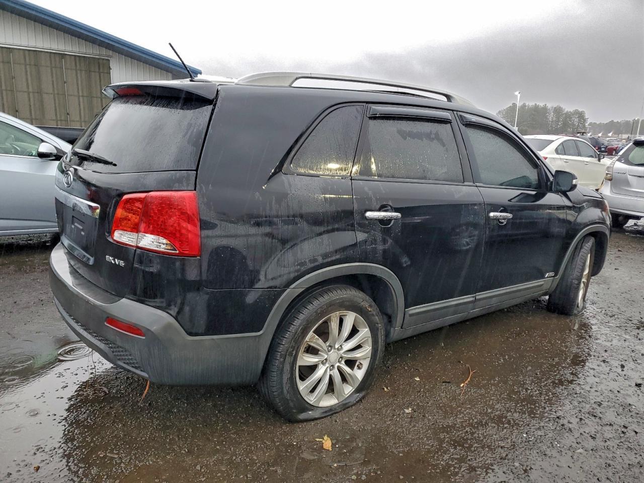 2011 KIA SORENTO