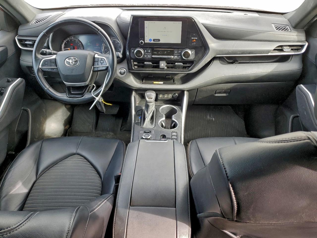 2023 TOYOTA HIGHLANDER