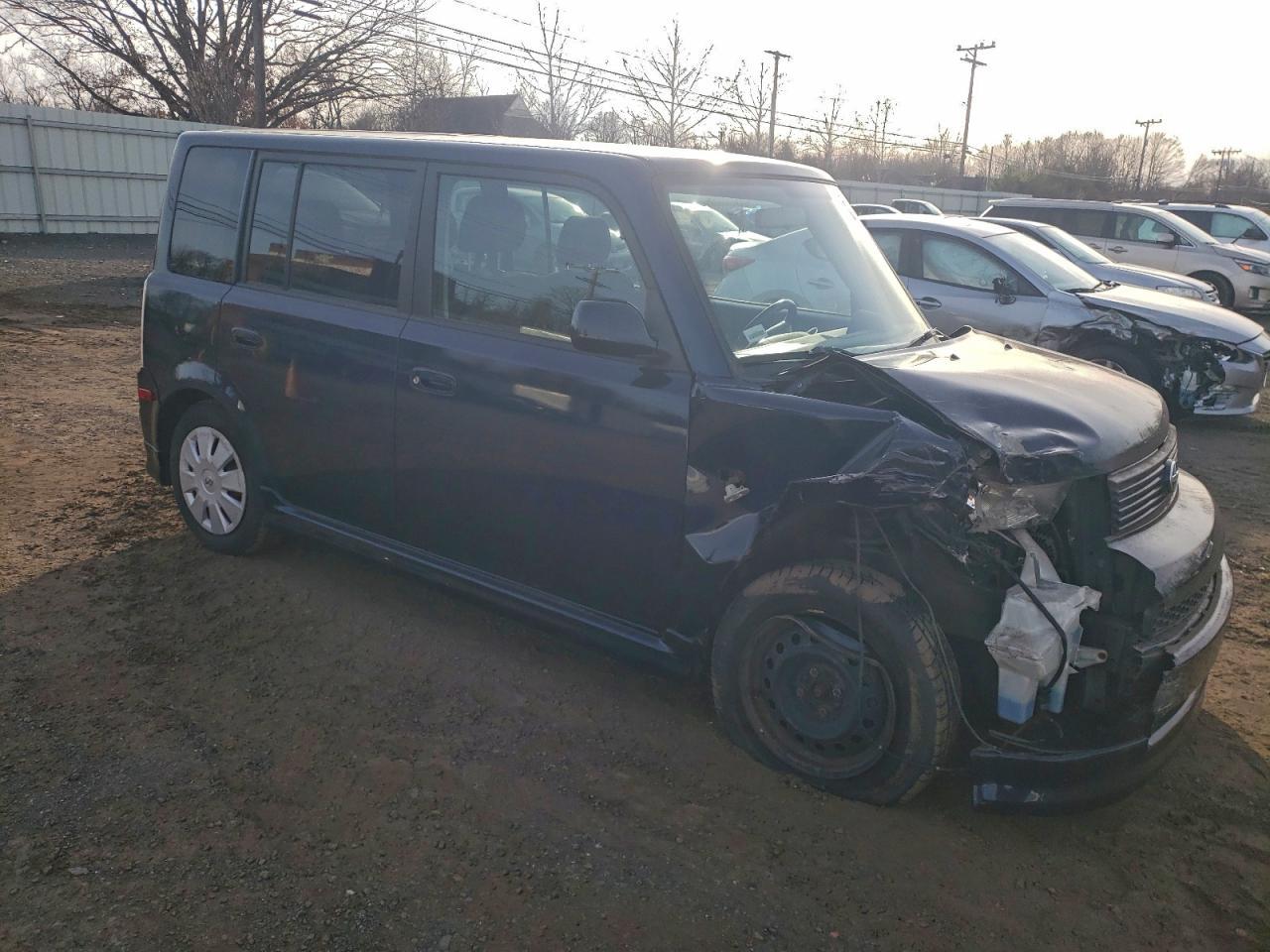 2005 TOYOTA SCION