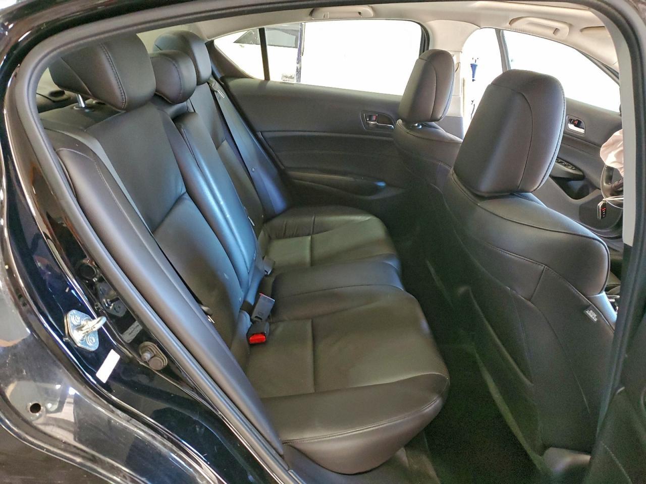 2015 ACURA ILX