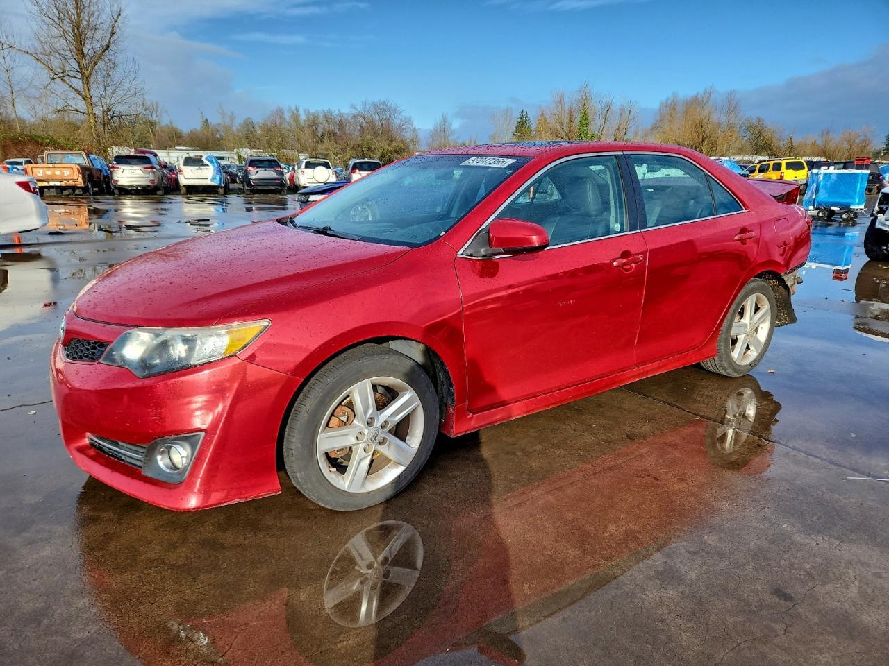 2013 TOYOTA CAMRY
