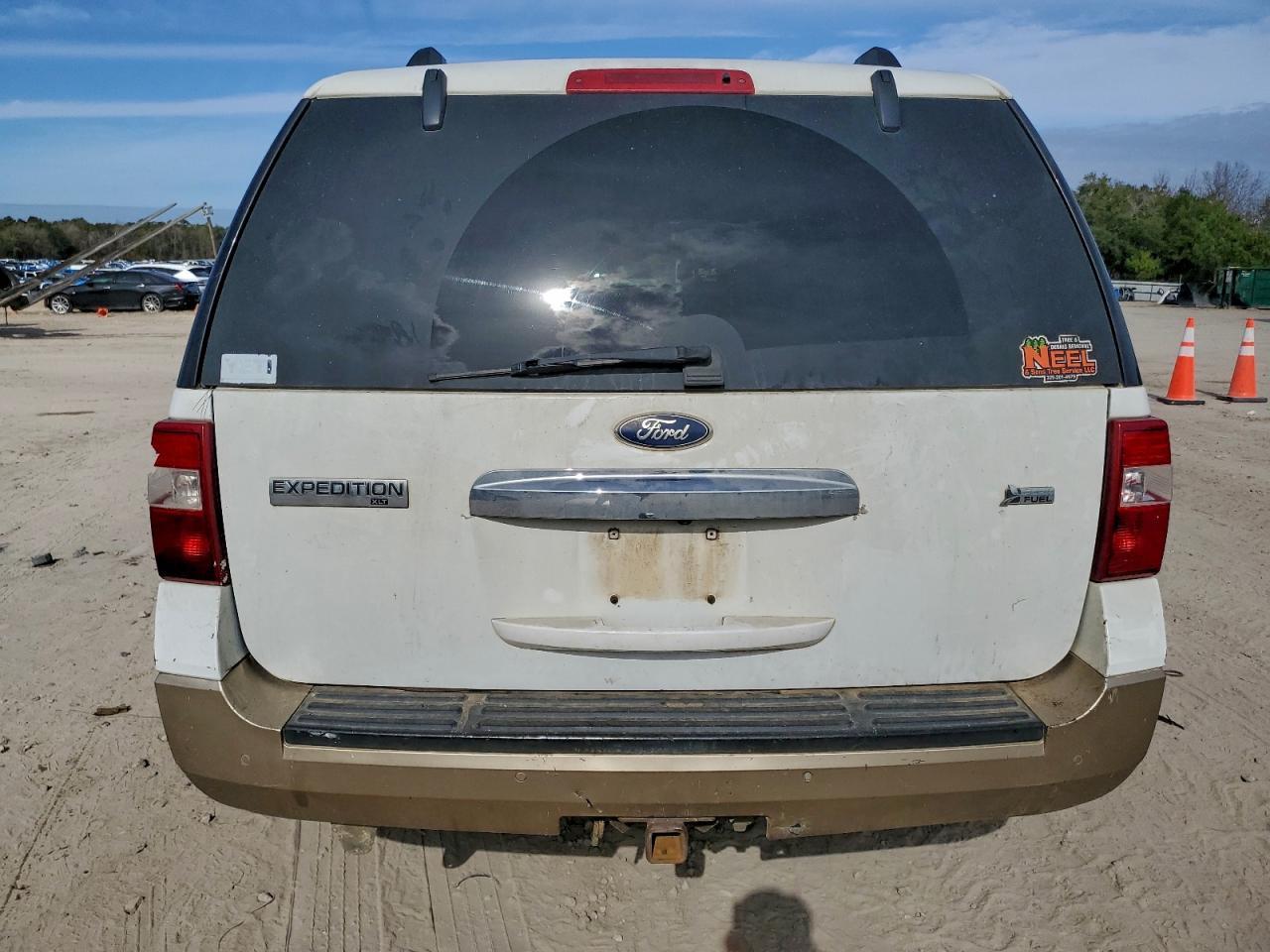 2011 FORD Expedition
