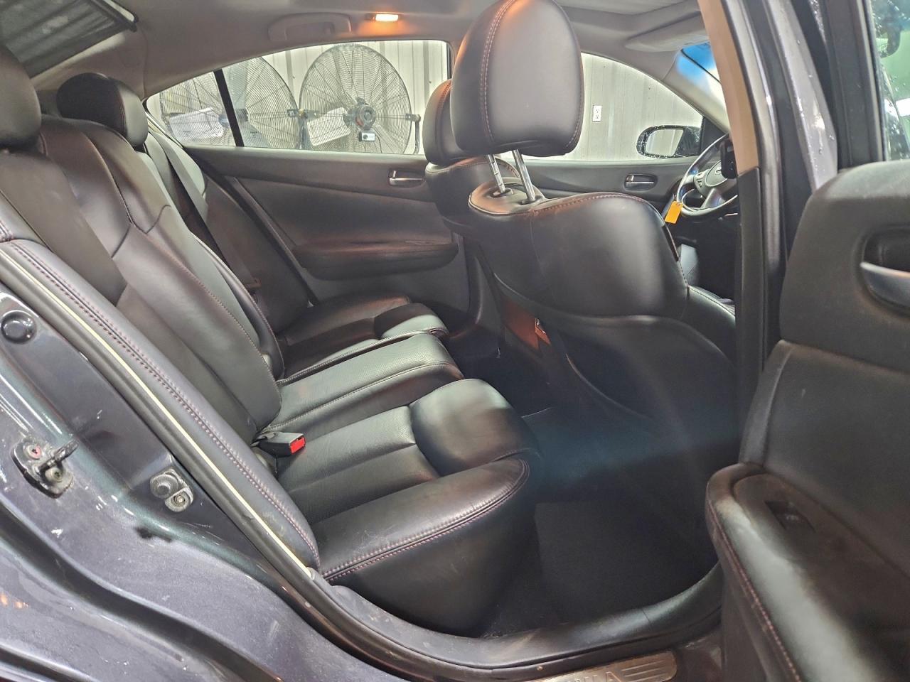 2009 NISSAN Maxima