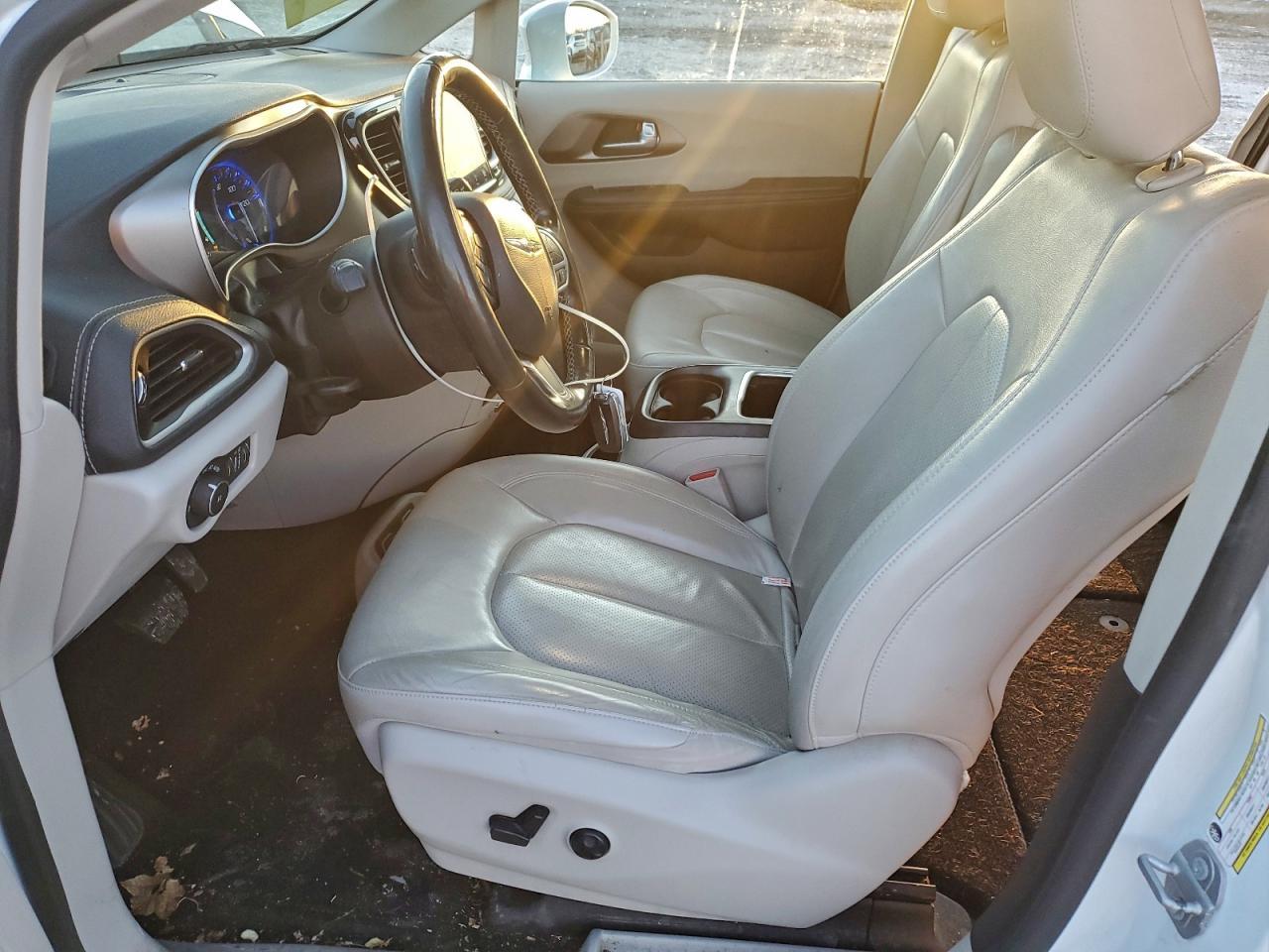 2021 CHRYSLER Pacifica