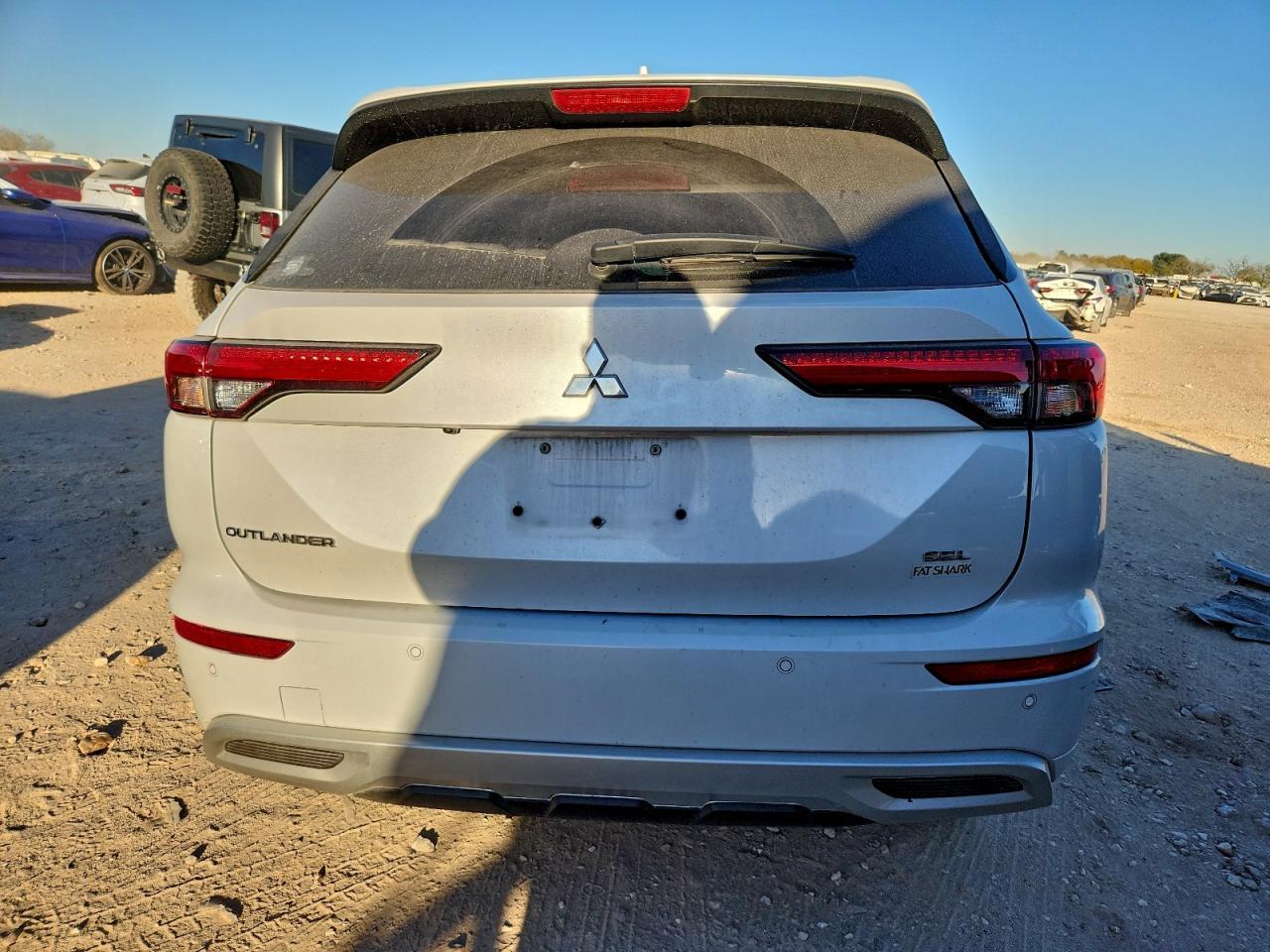 2022 MITSUBISHI outlander