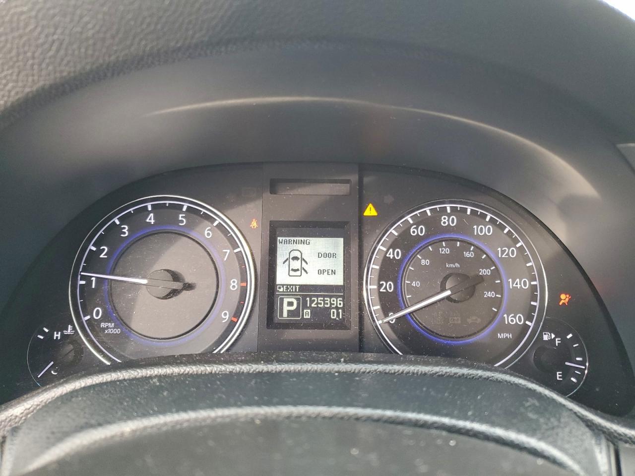 2011 INFINITI G37