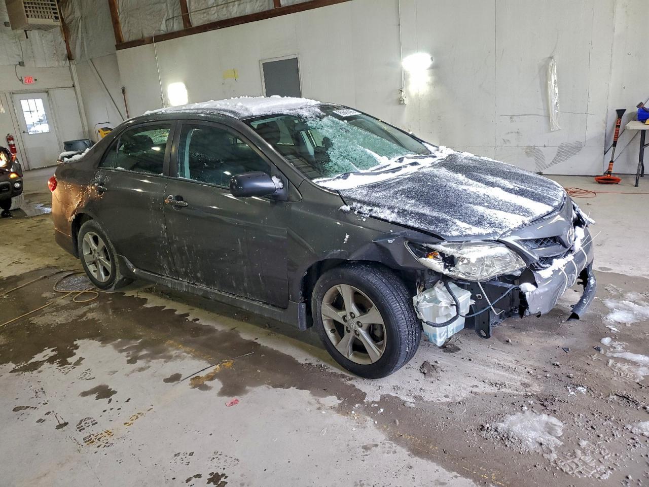 2011 TOYOTA COROLLA