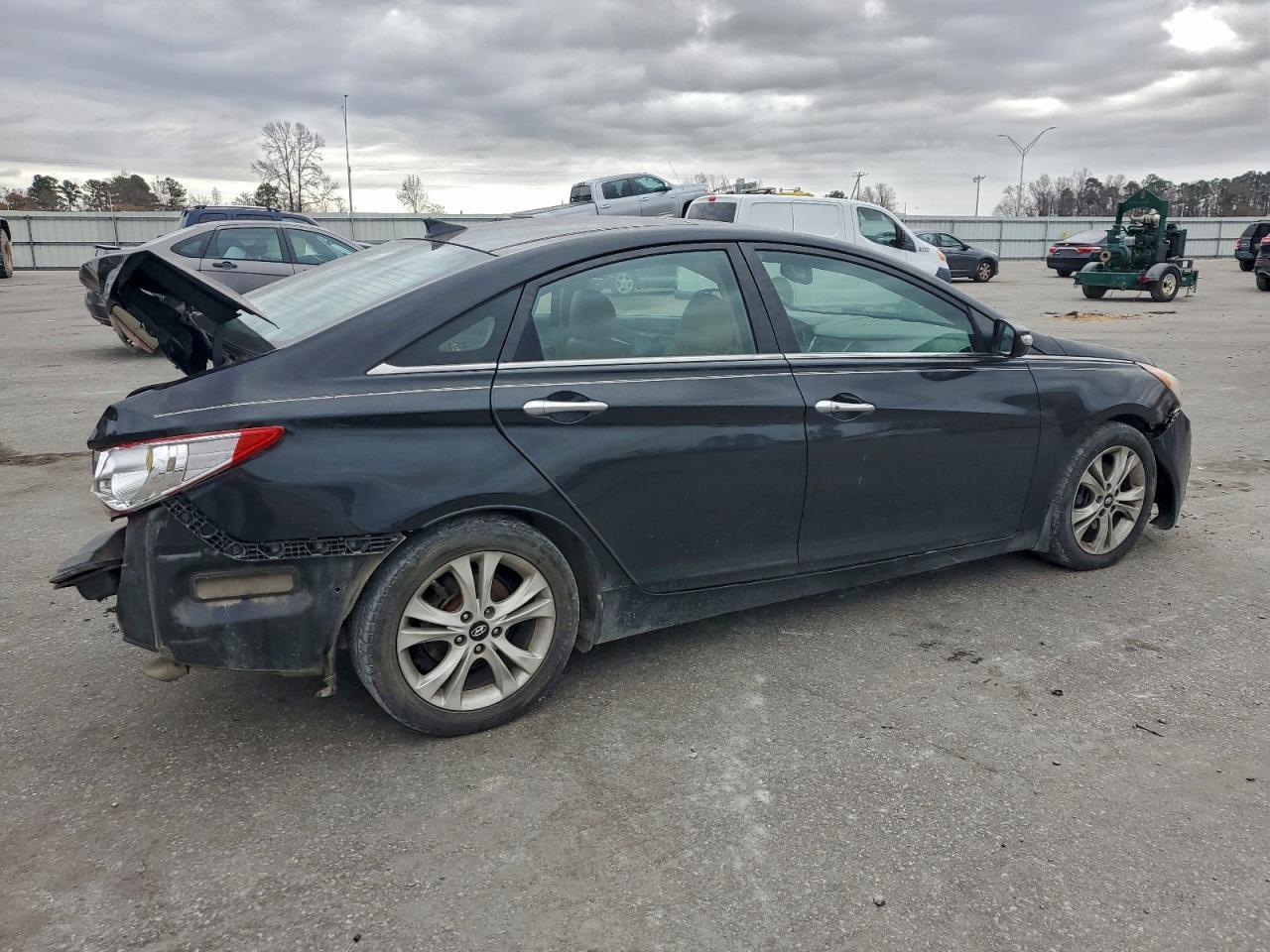 2013 HYUNDAI SONATA