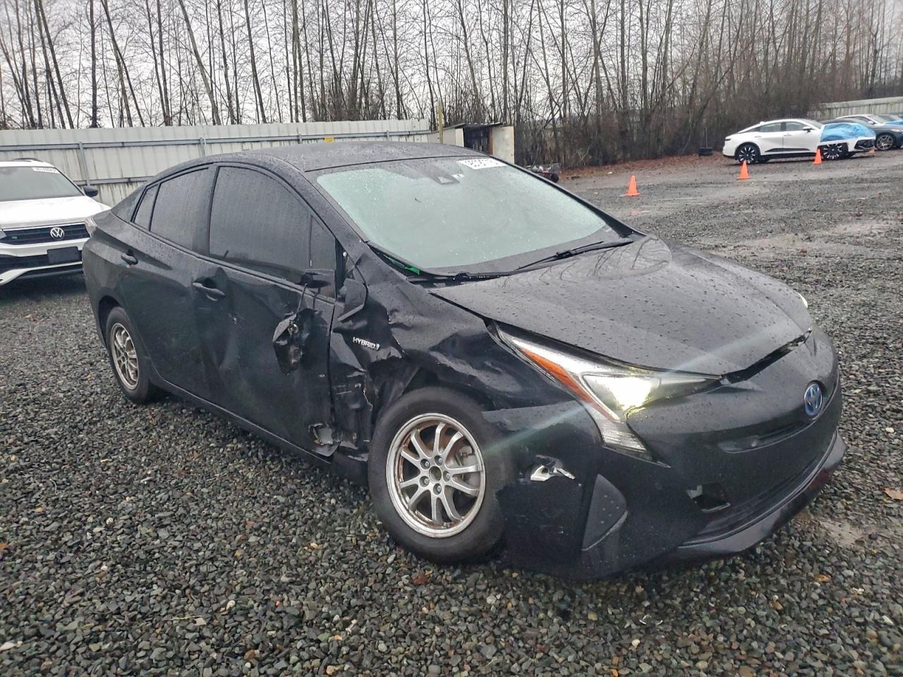 2017 TOYOTA PRIUS