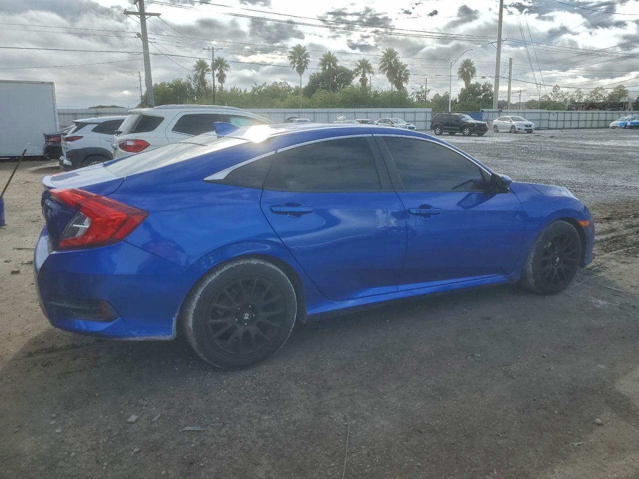2016 HONDA CIVIC