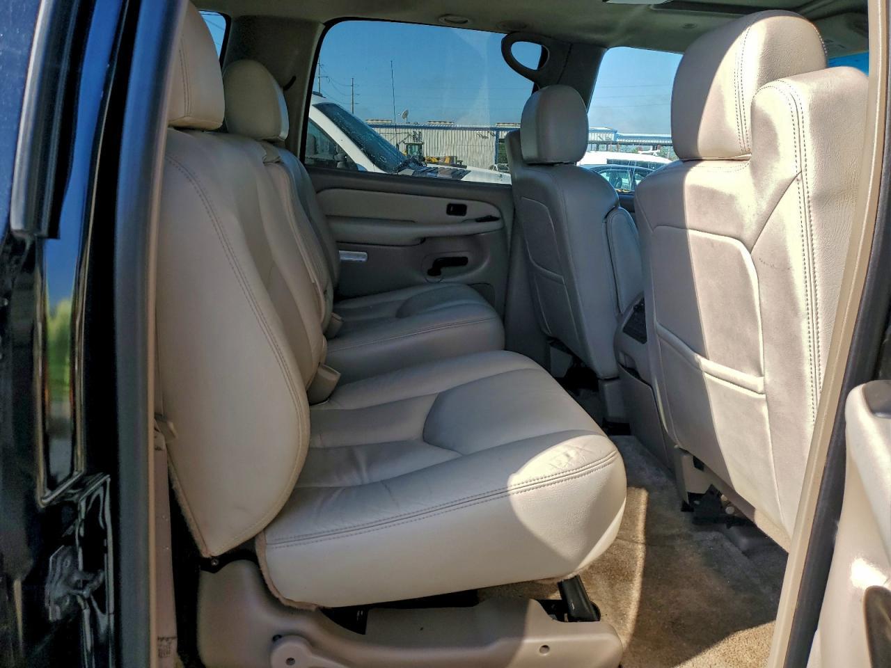 2003 CHEVROLET Suburban