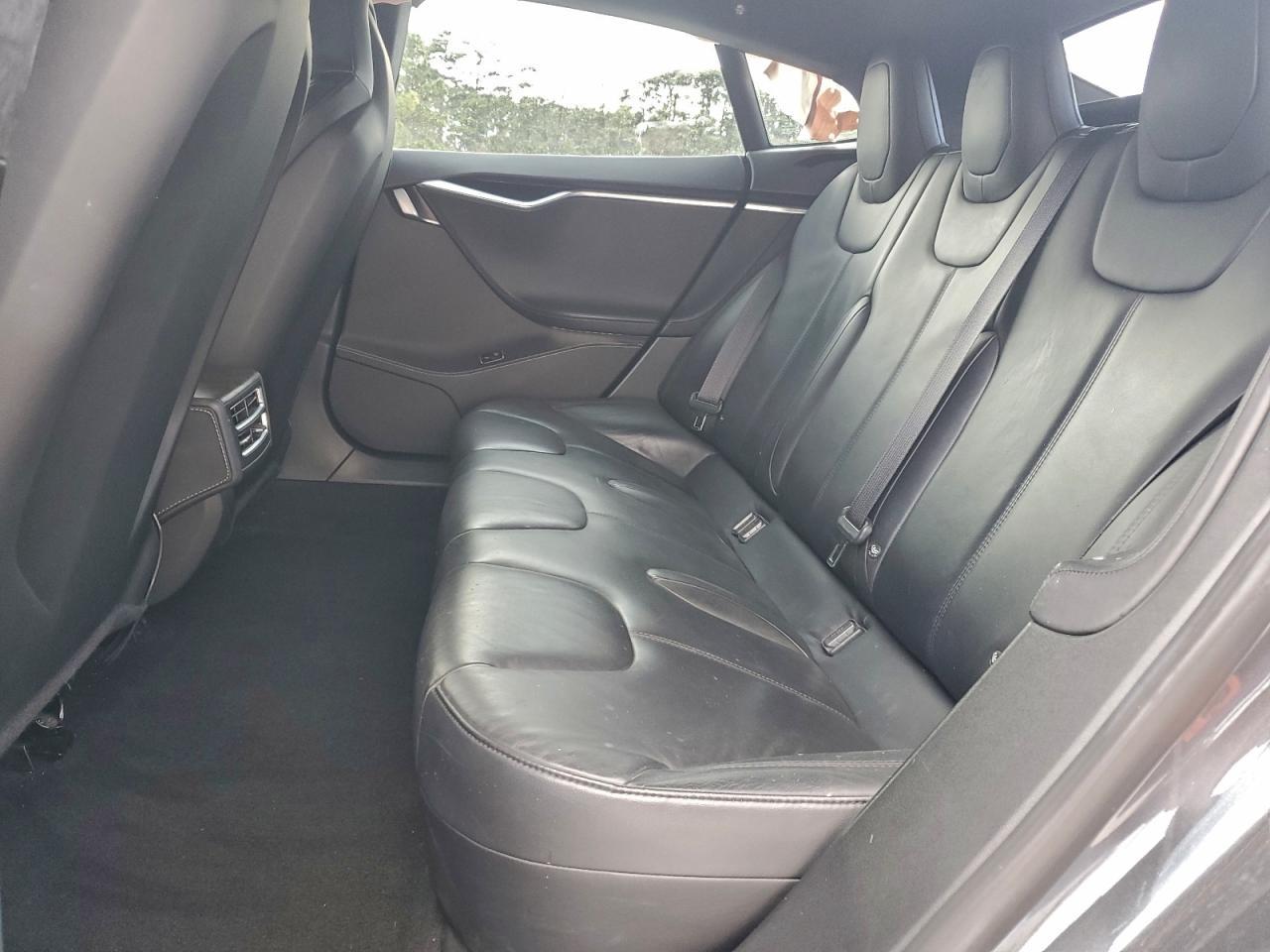 2015 TESLA MODEL S