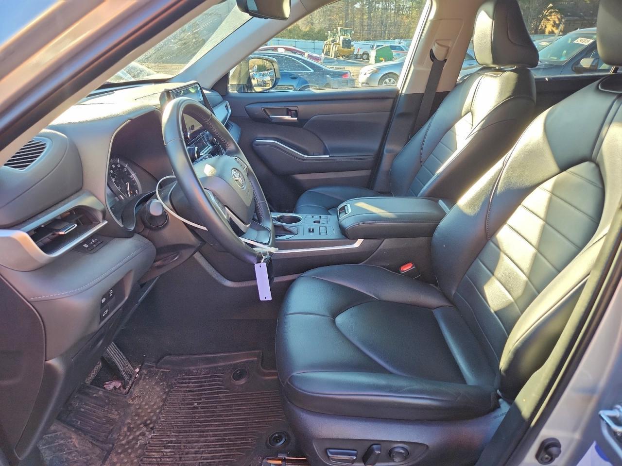 2023 TOYOTA HIGHLANDER