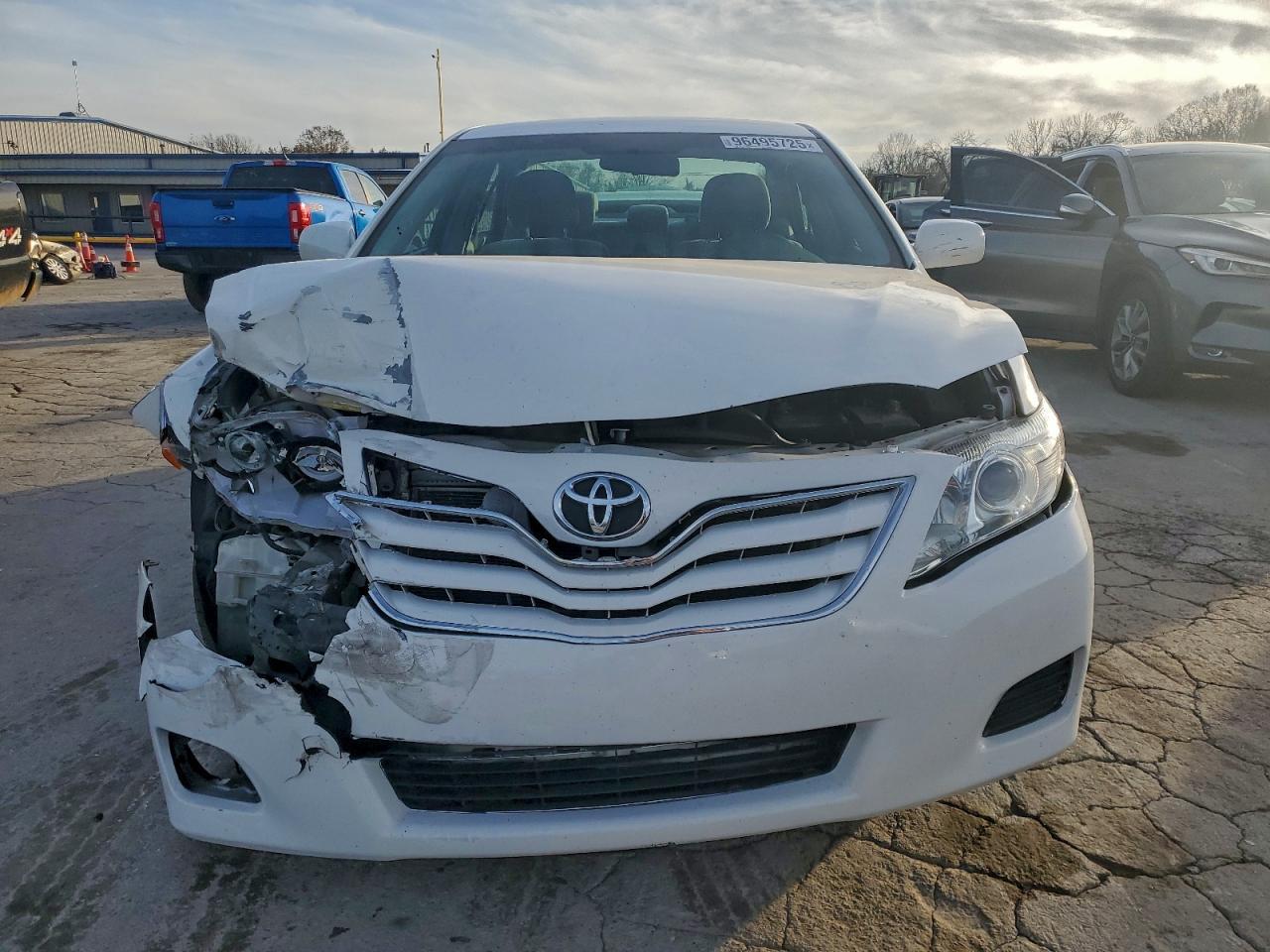 2011 TOYOTA CAMRY