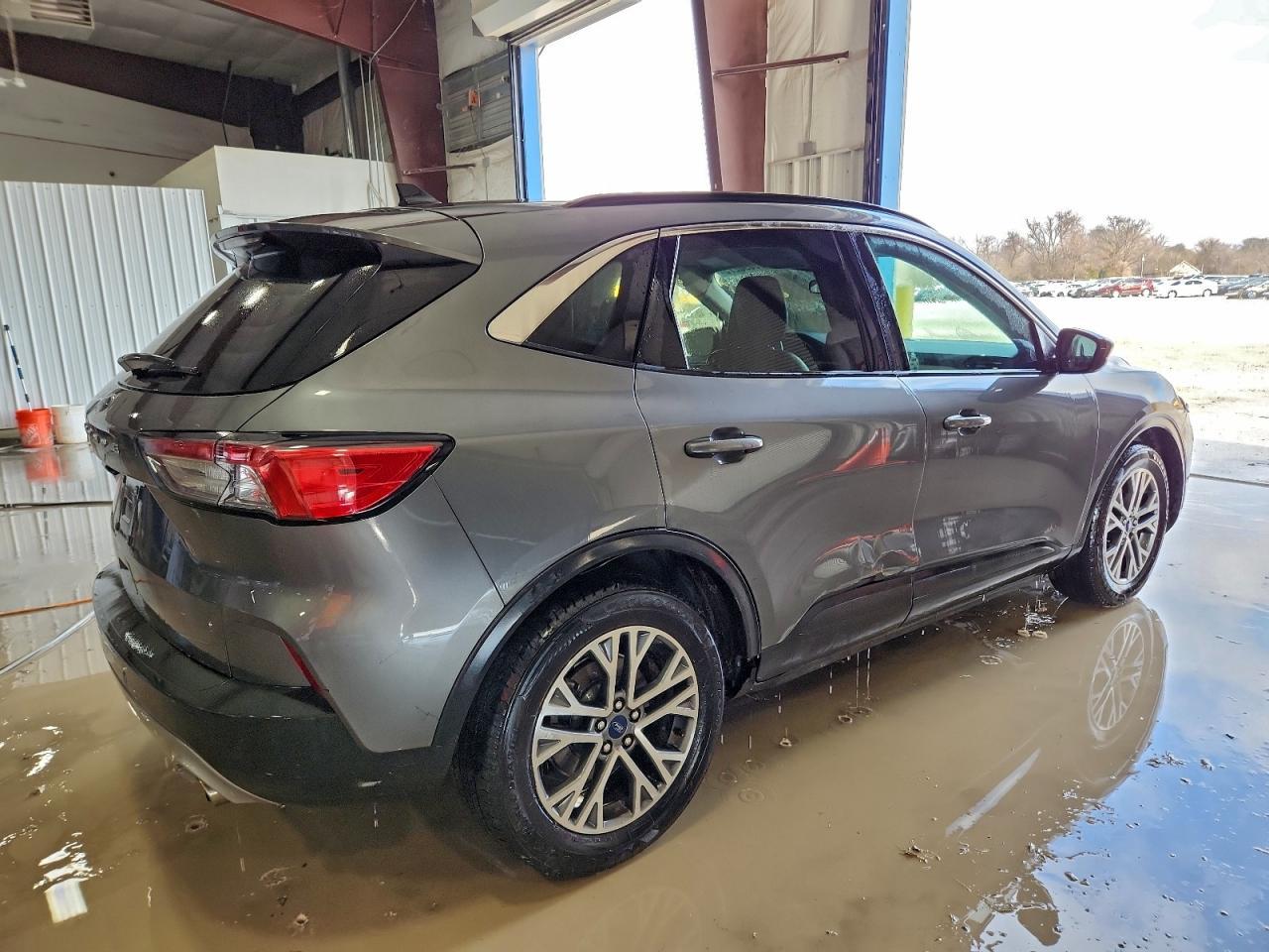 2021 FORD ESCAPE