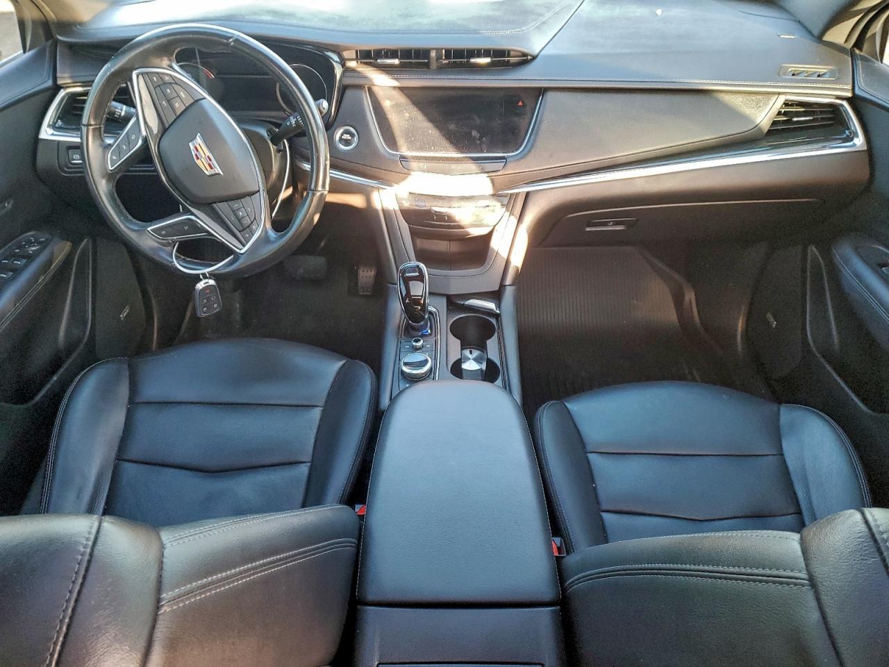 2020 CADILLAC XT5