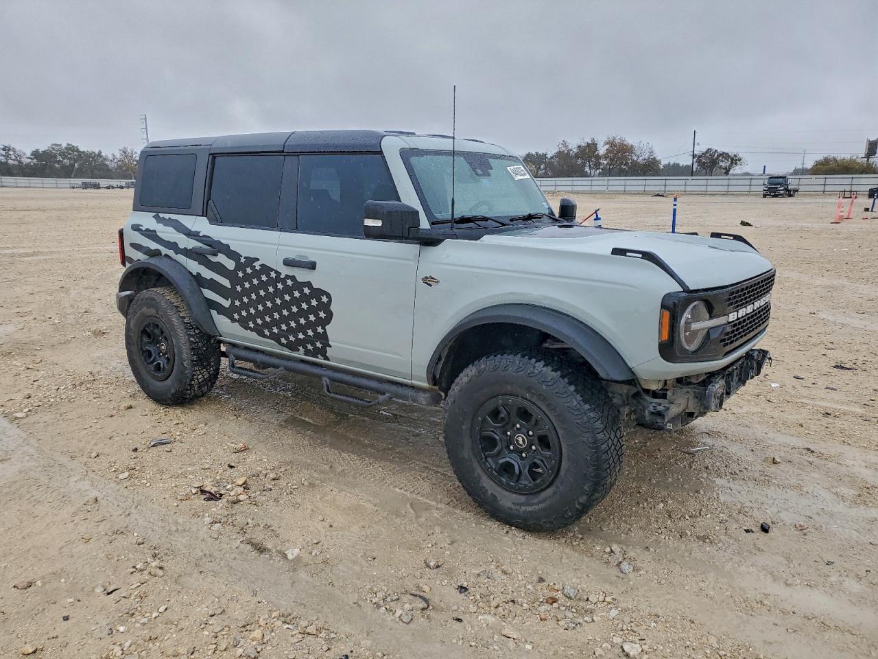 2022 FORD Bronco
