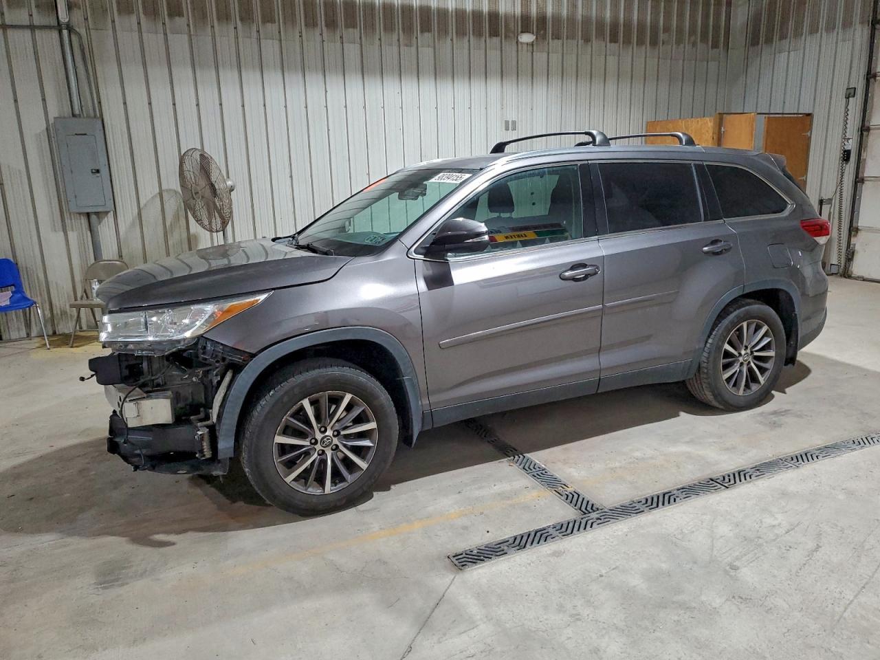 2019 TOYOTA HIGHLANDER