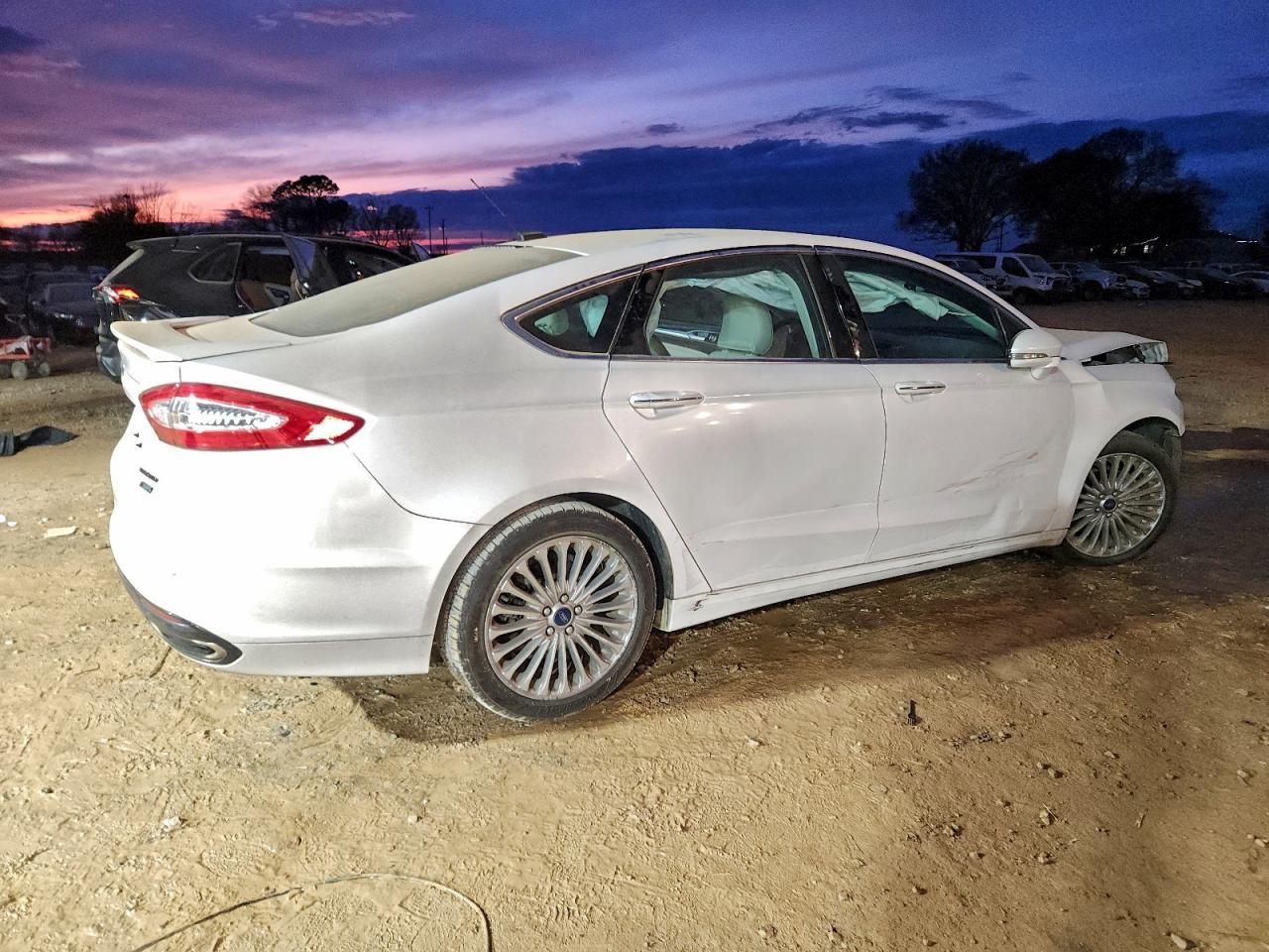2016 FORD FUSION