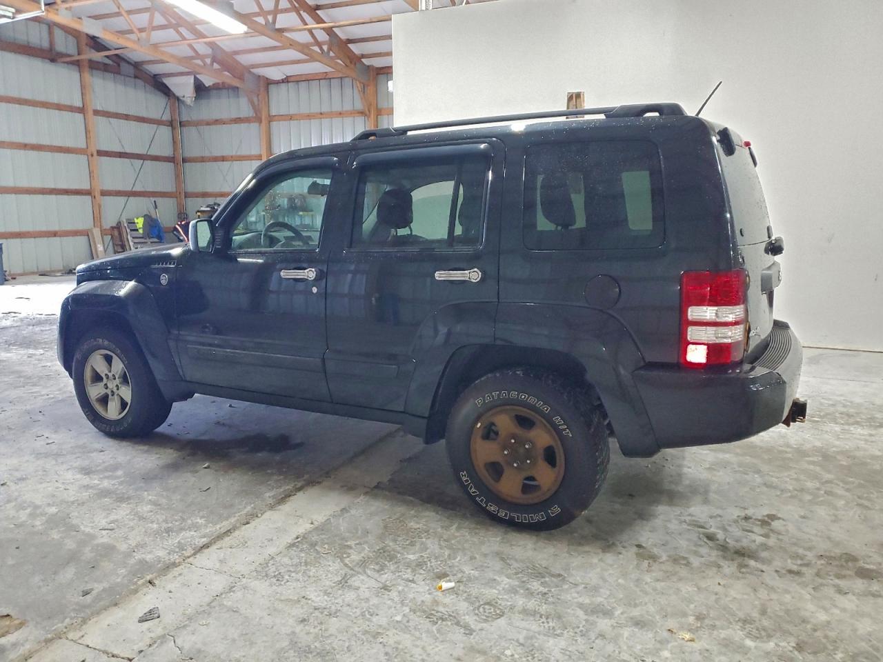 2012 JEEP Liberty