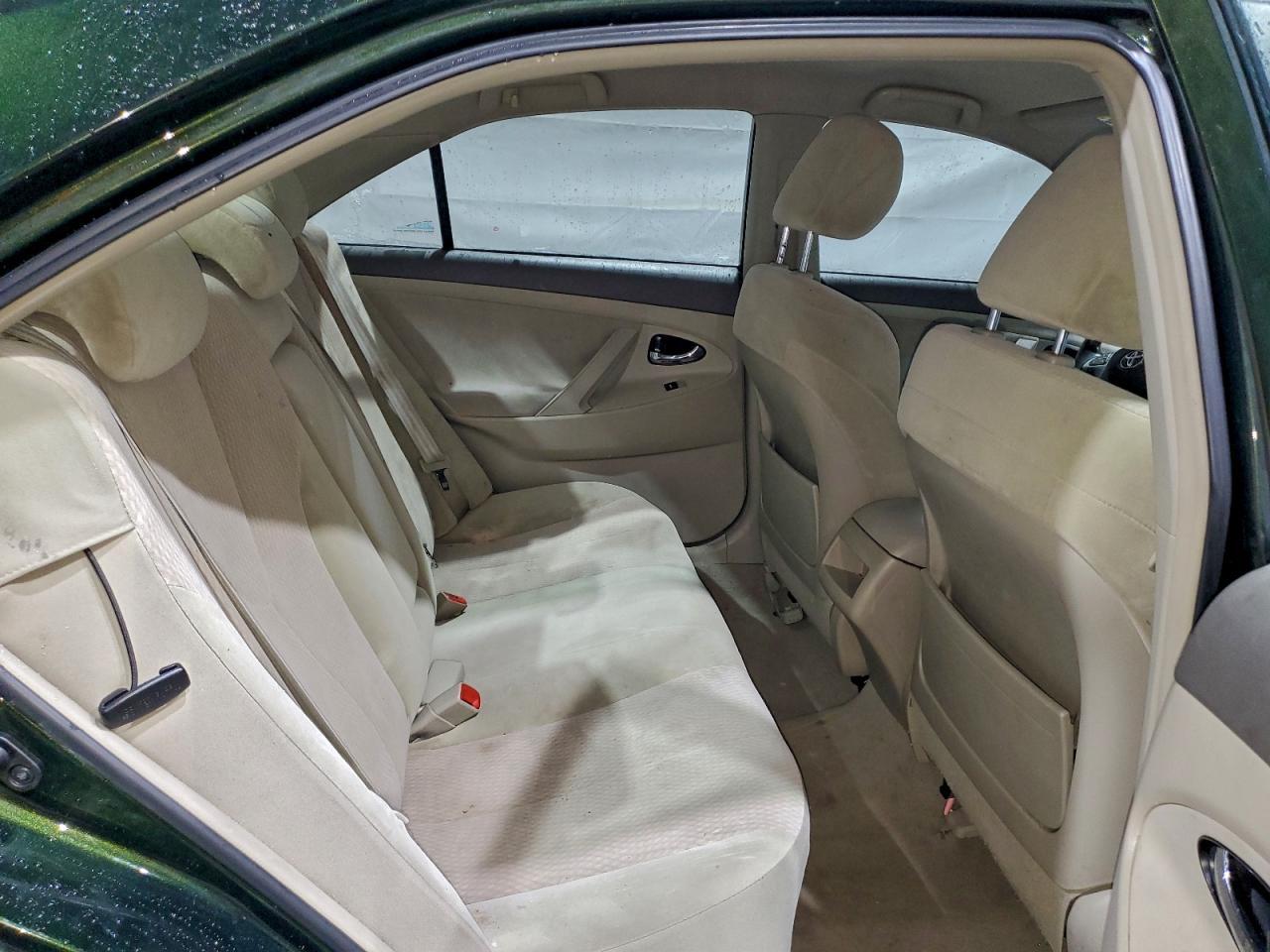 2010 TOYOTA CAMRY