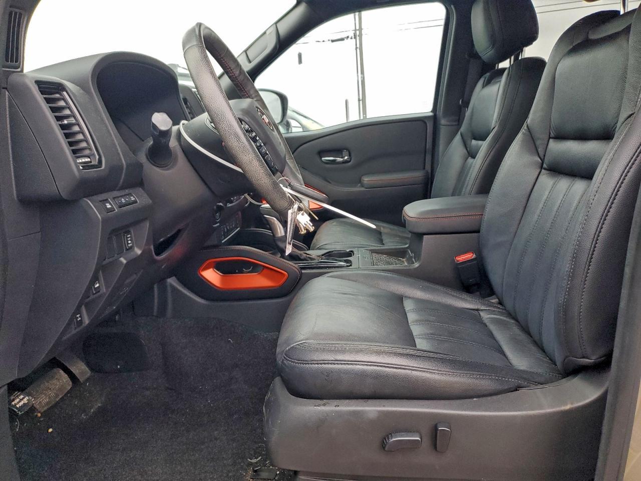 2022 NISSAN Frontier
