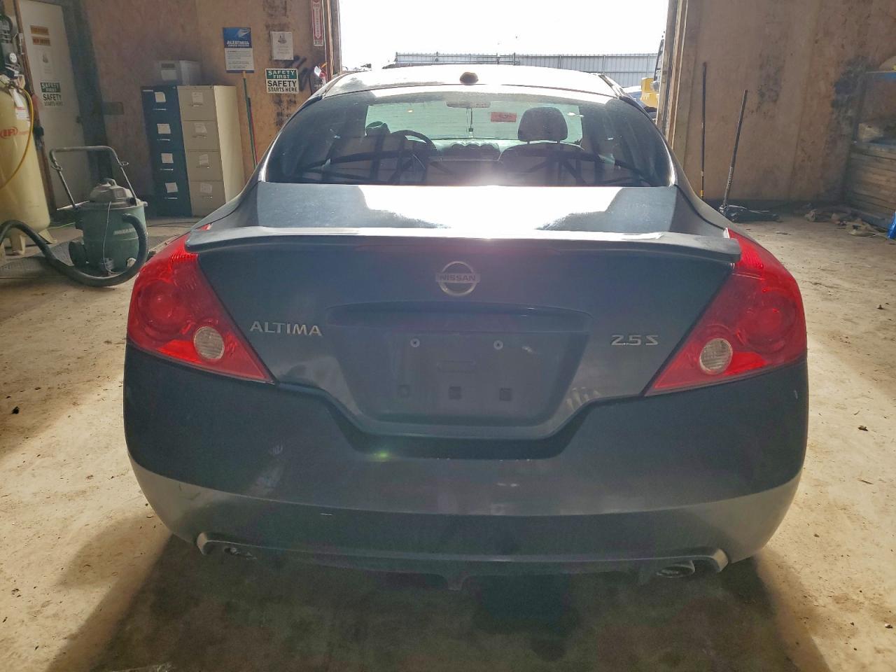 2010 NISSAN ALTIMA