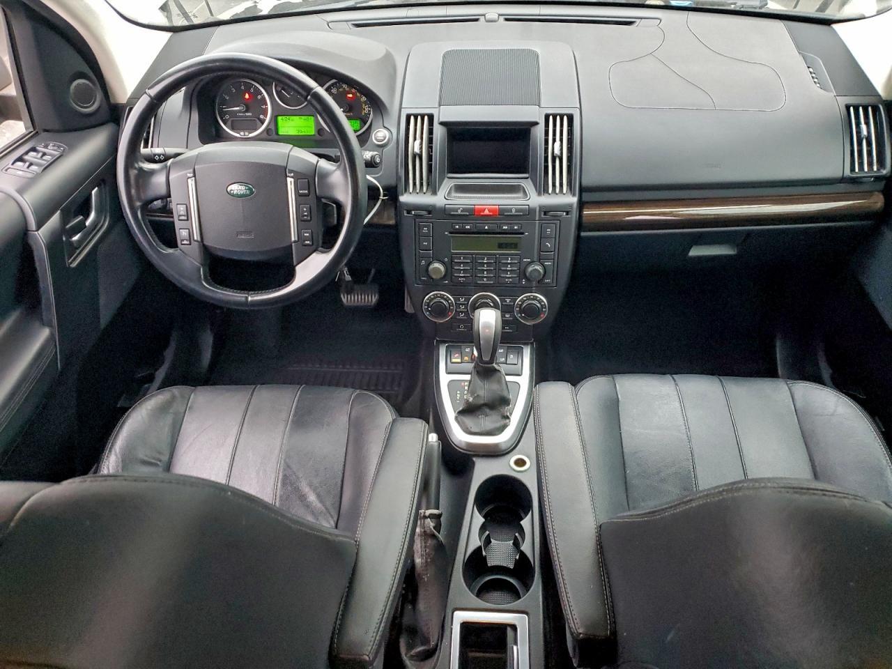 2011 LAND ROVER LR2