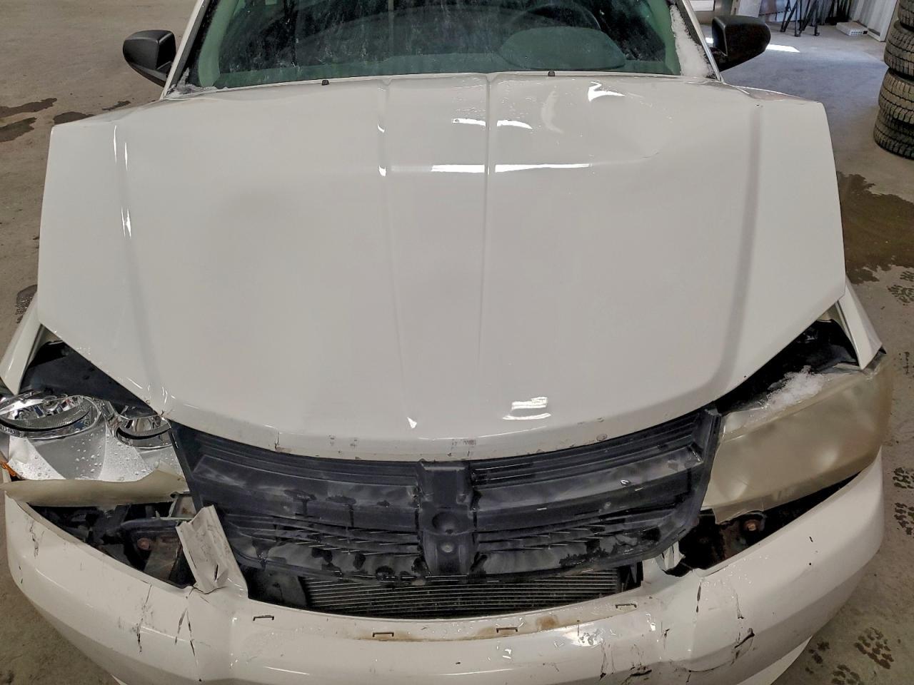 2010 DODGE Avenger