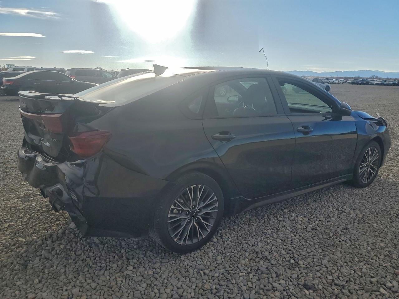 2023 KIA FORTE
