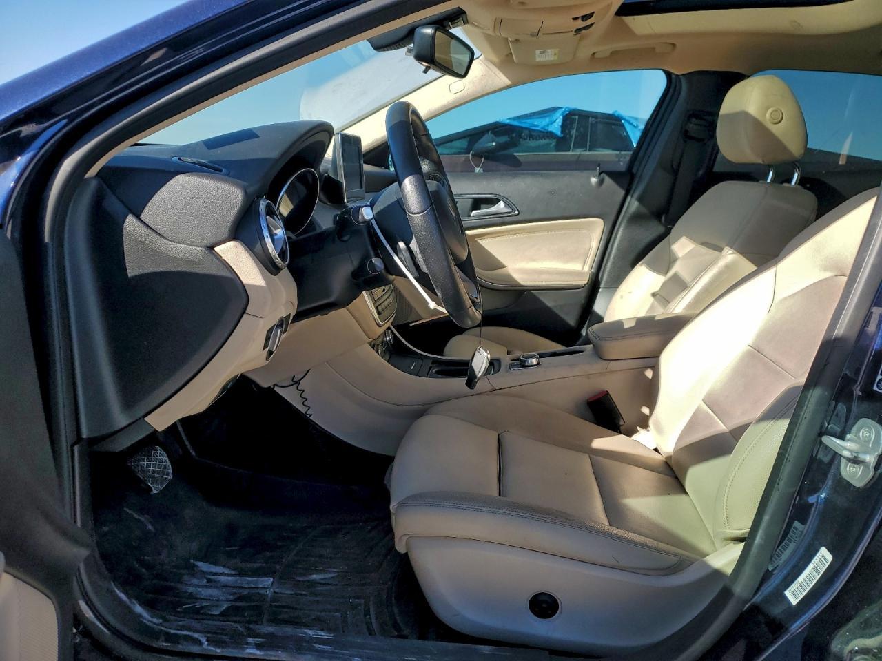 2017 MERCEDES-BENZ GLA-Class