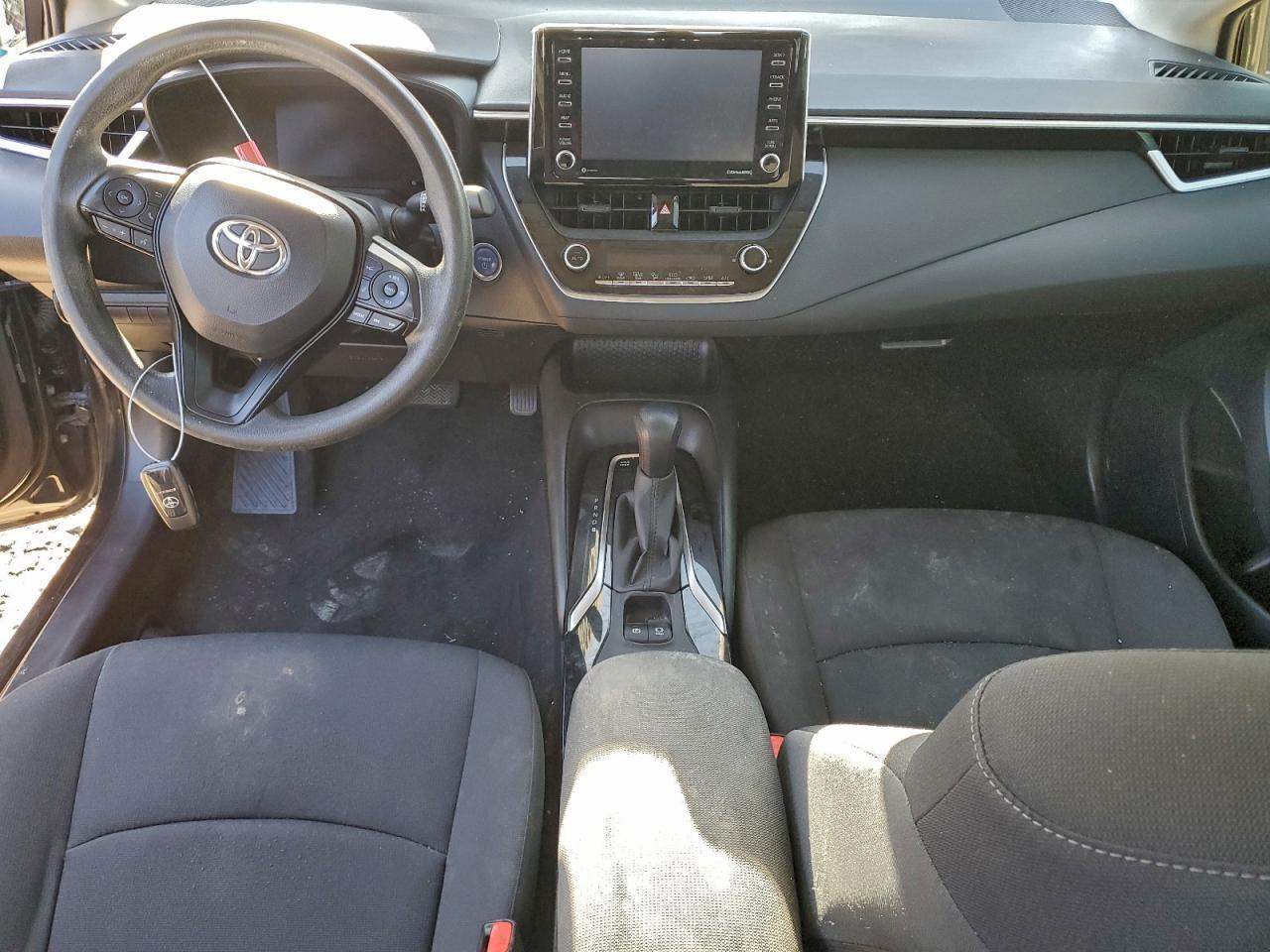 2021 TOYOTA COROLLA