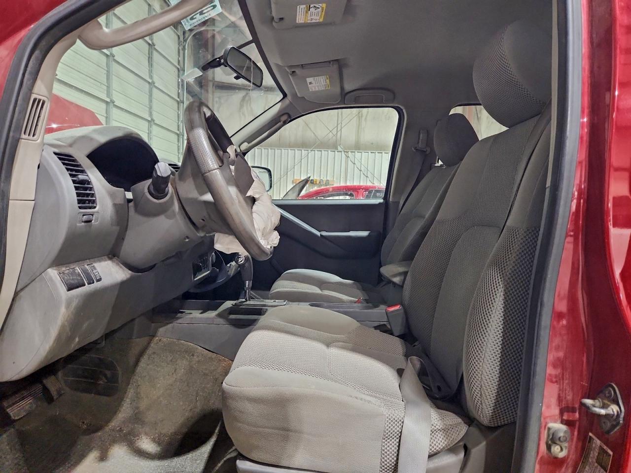2011 NISSAN Frontier