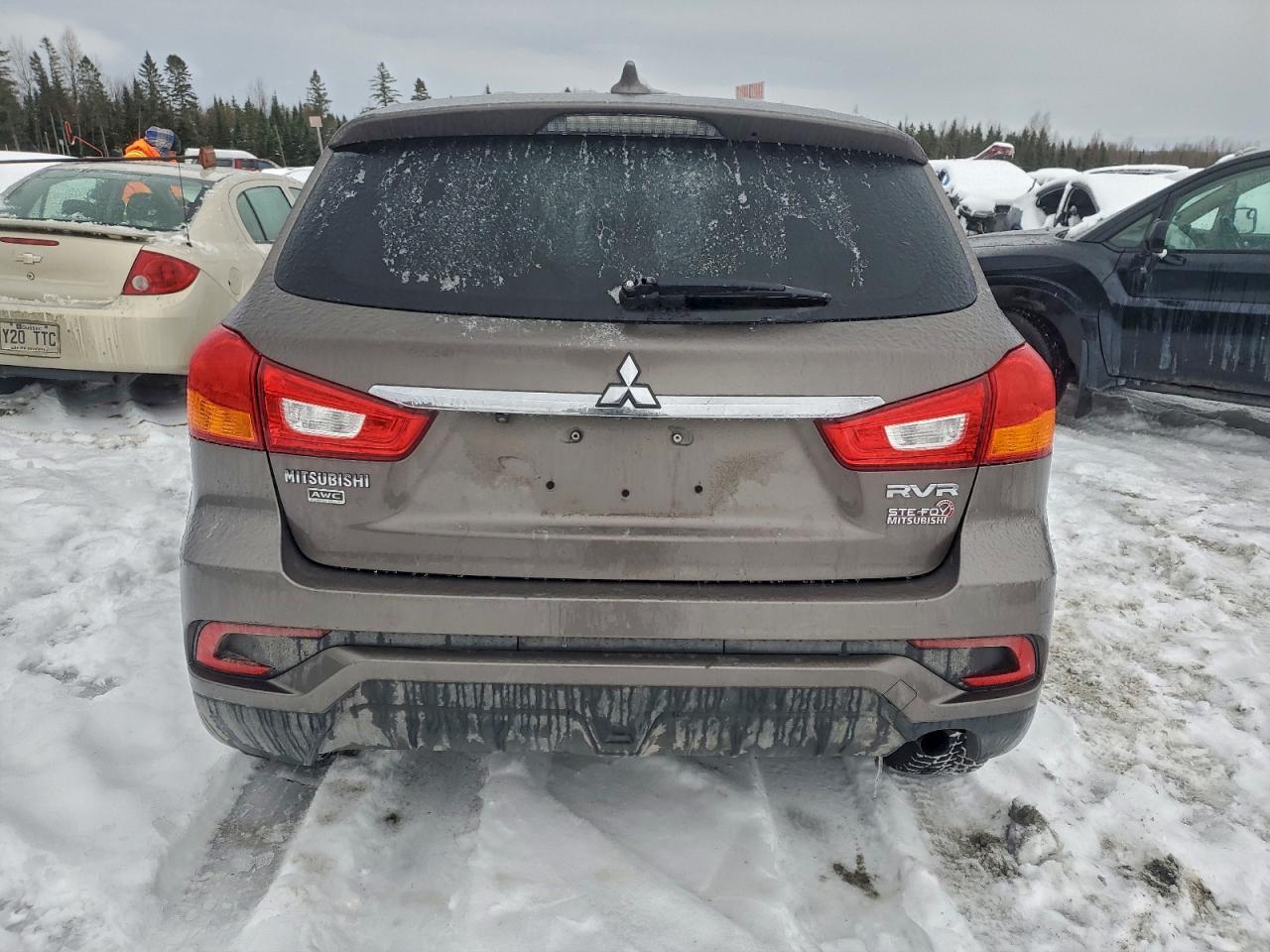 2019 MITSUBISHI RVR