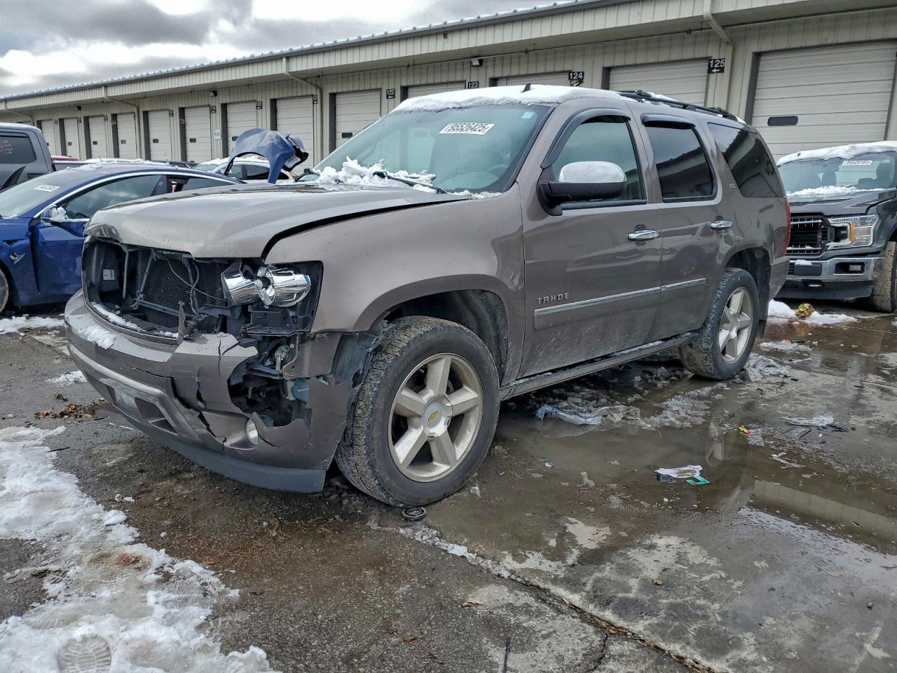 2011 CHEVROLET Tahoe