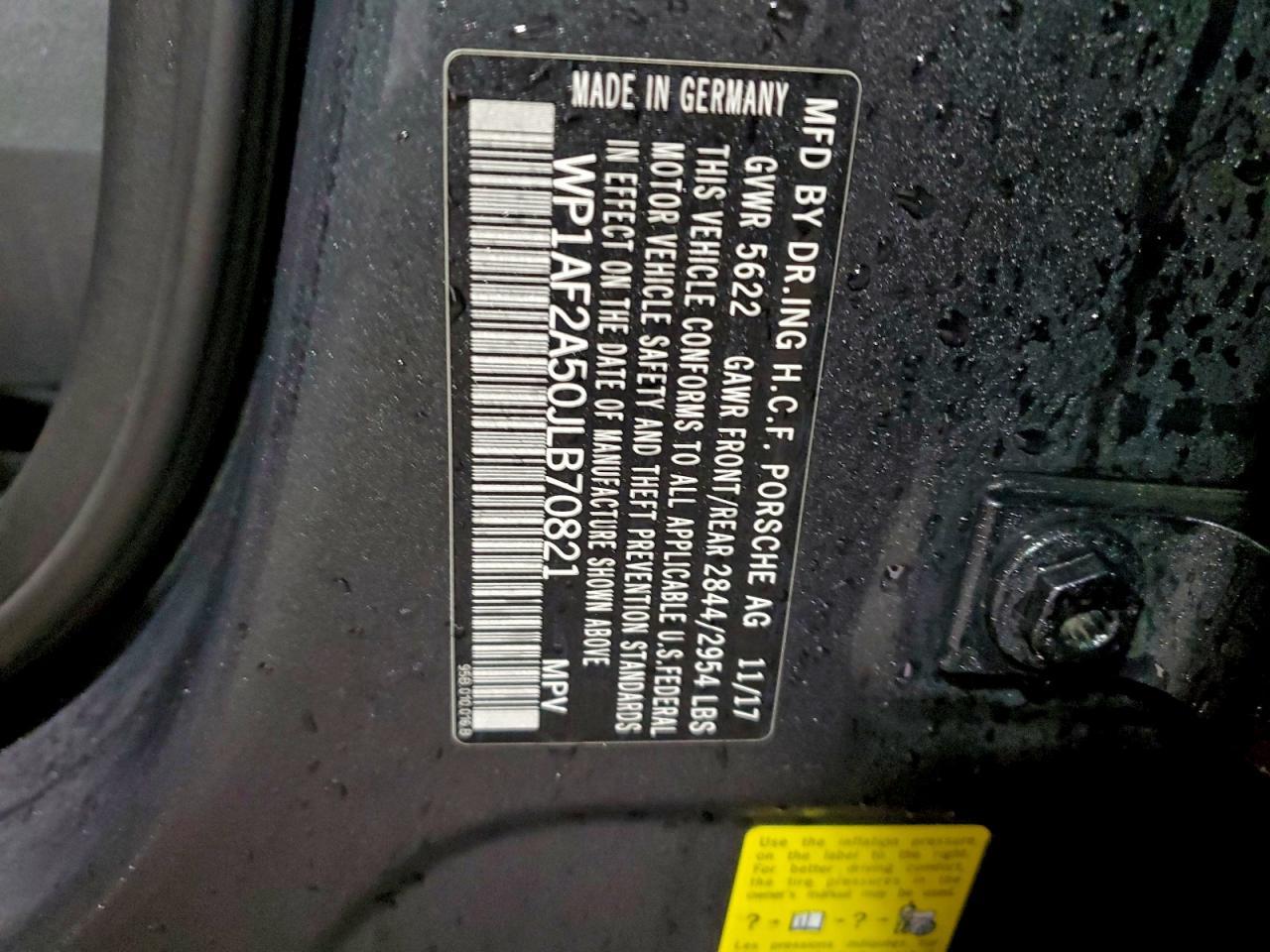 2018 PORSCHE Macan