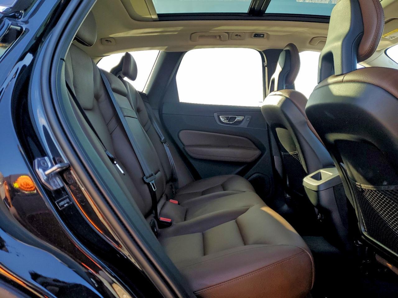2018 VOLVO XC60