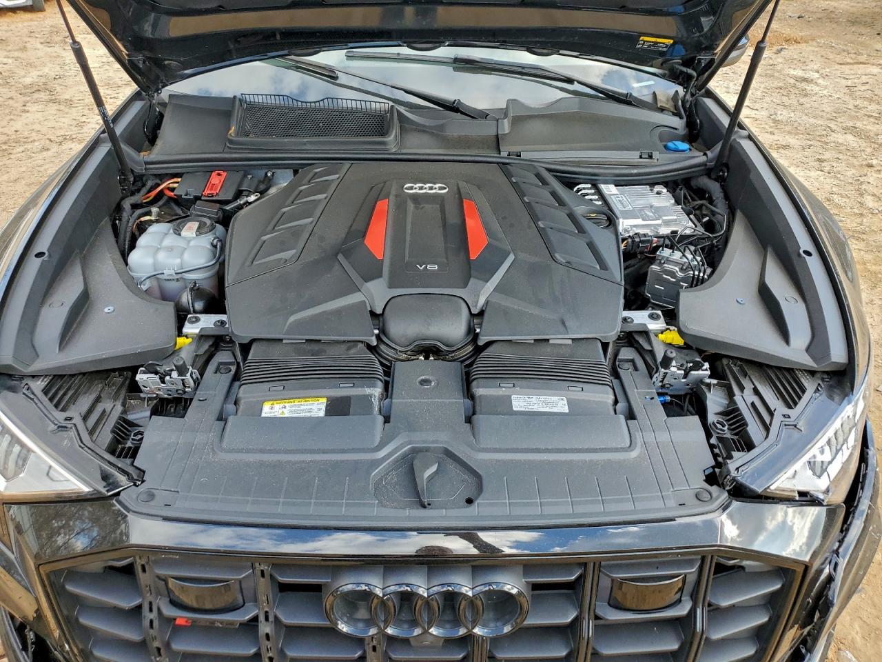 2023 AUDI SQ8