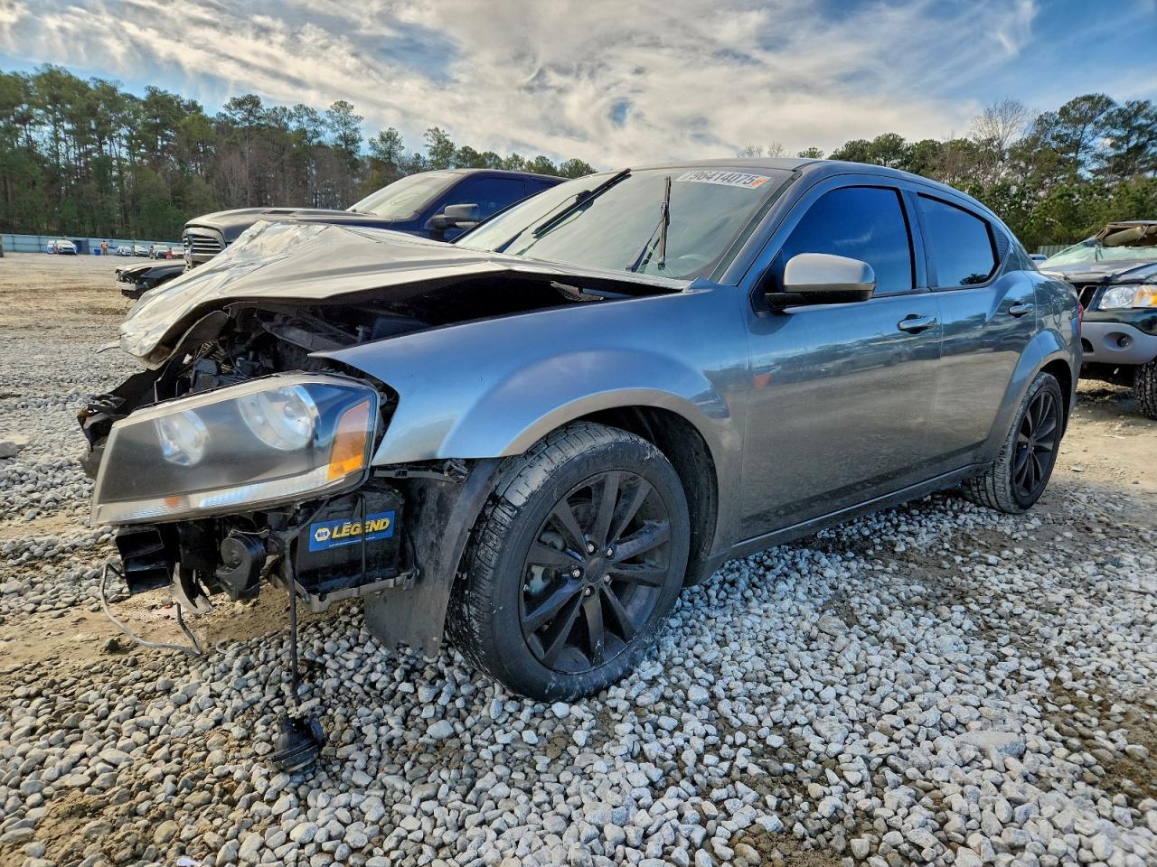 2013 DODGE Avenger