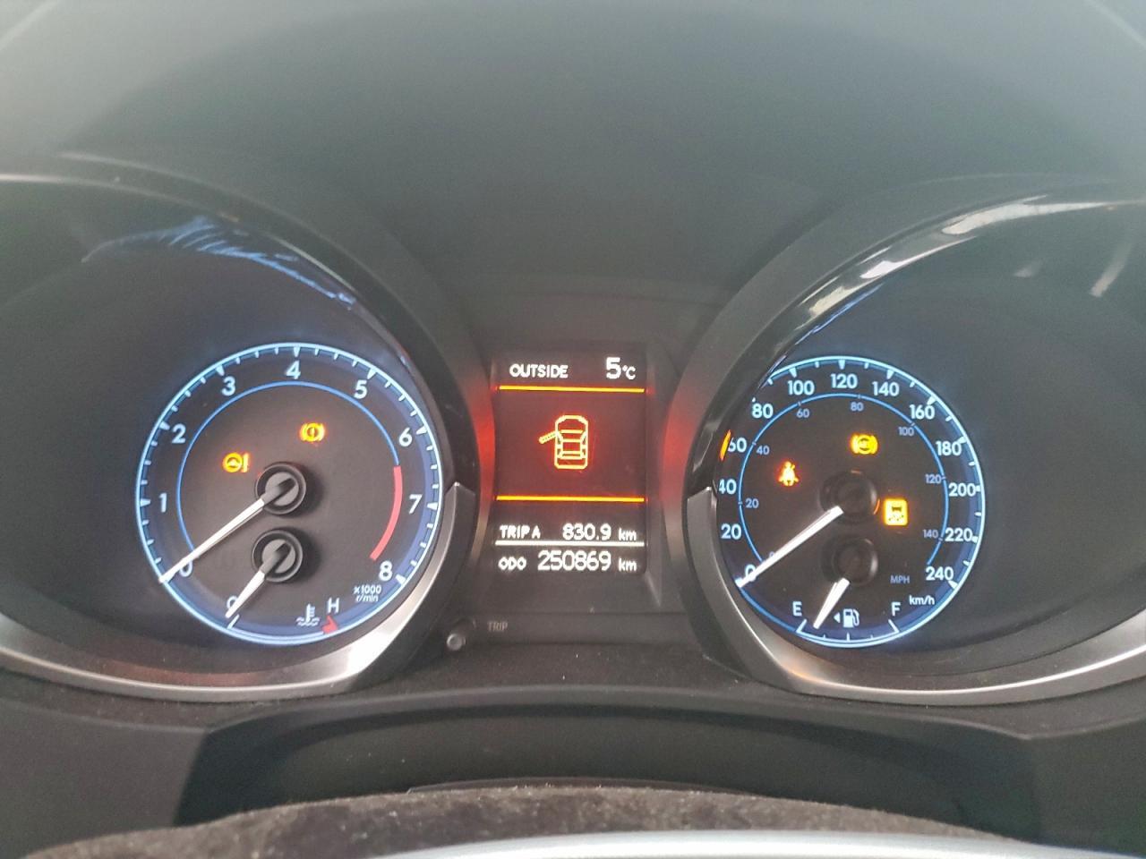 2016 TOYOTA COROLLA