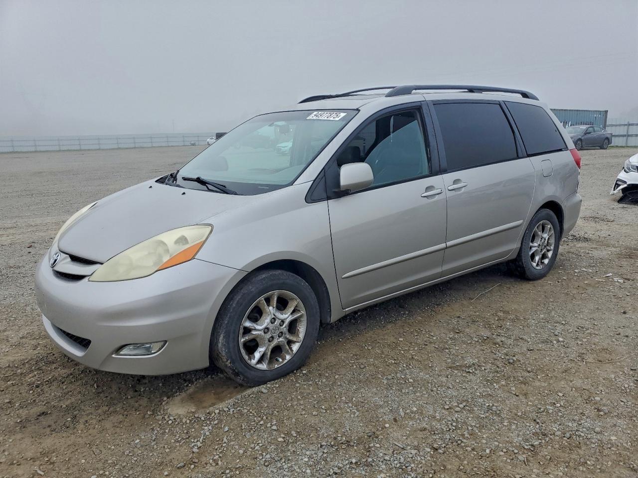 2006 TOYOTA SIENNA