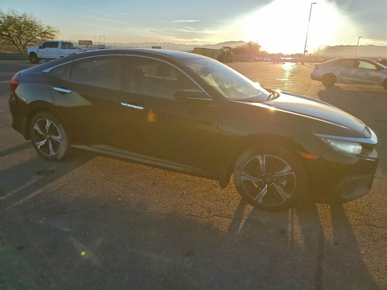 2016 HONDA CIVIC
