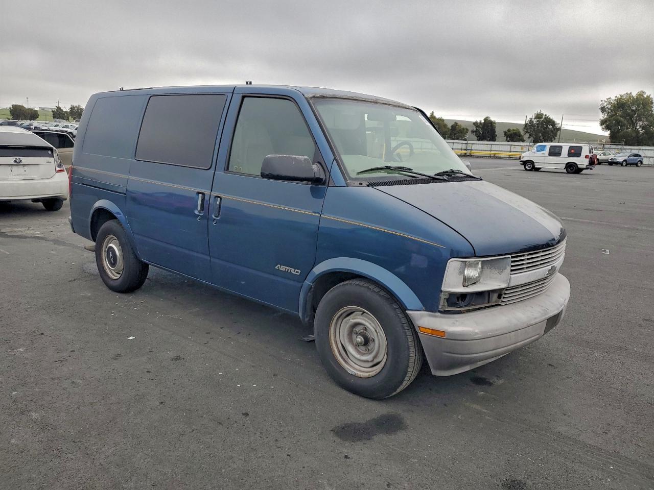 1999 CHEVROLET Astro